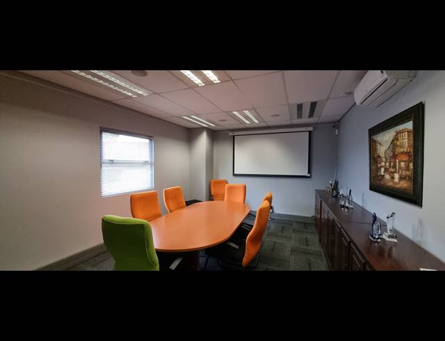 1,145M² WAREHOUSE TO LET IN GLEN MARAIS